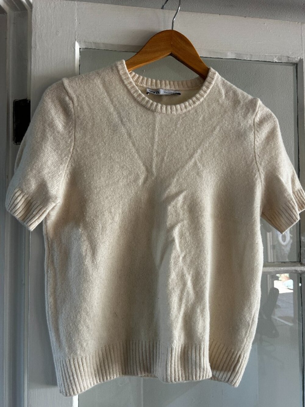 Zara Ecru Wool Short Sleeve Sweater Size M